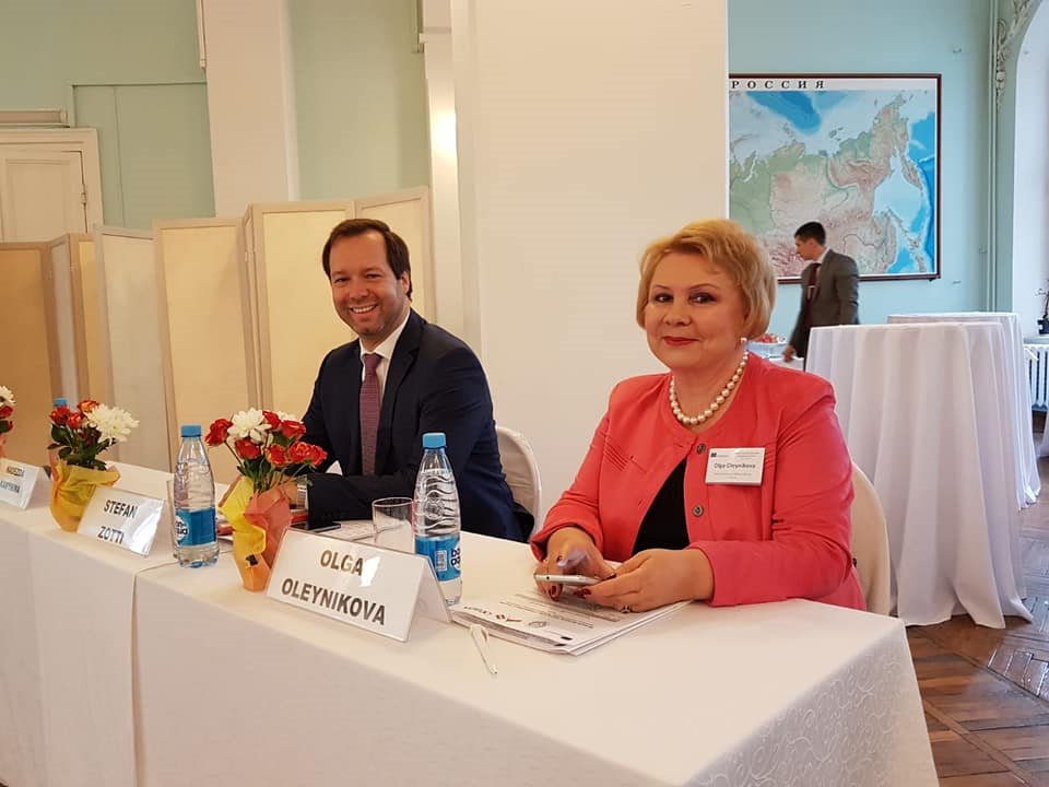 OeAD-Geschäftsführer Stefan Zotti mit Olga Oleynikova, Director of National Erasmus Office in Russia
